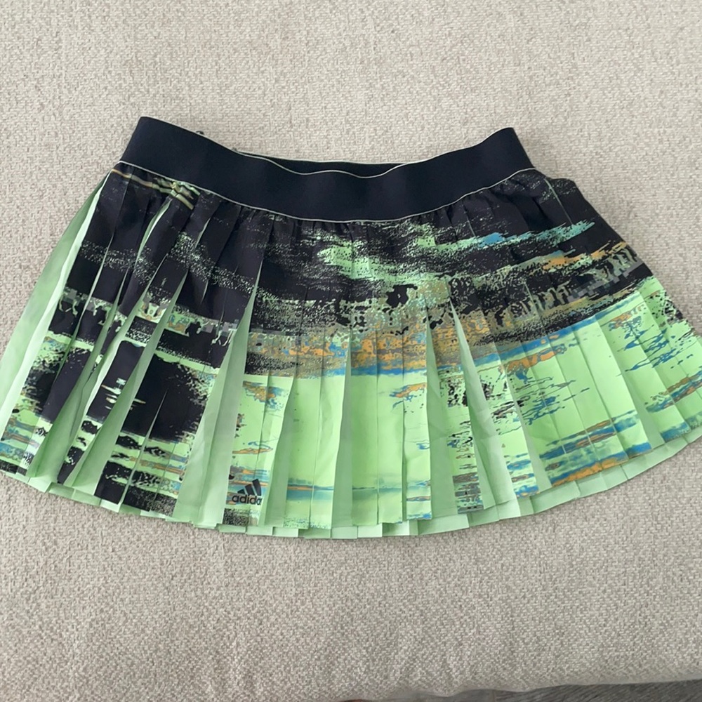 NWOT Adidas tennis skirt